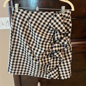 H&M plaid pencil skirt, ruffles